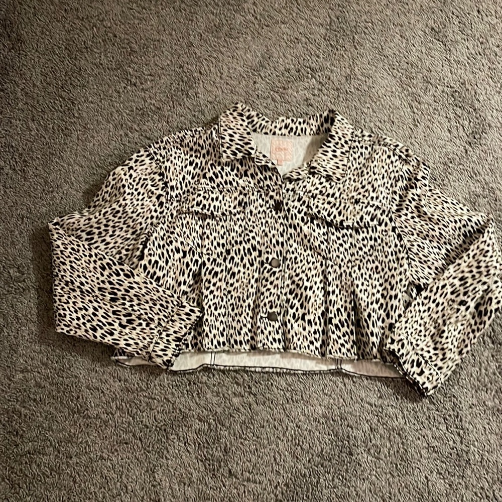 Candie’s Short Leopard Print Jacket